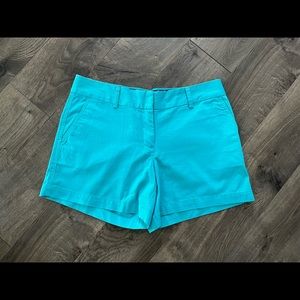 Womens Vinyard Vine shorts size 10